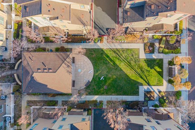 214 Peppermint Tree Terrace 1, Sunnyvale, CA 94086