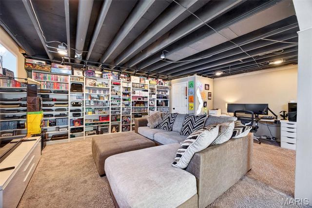 1465 Washingtons Crossing Drive, O'fallon, MO 63366