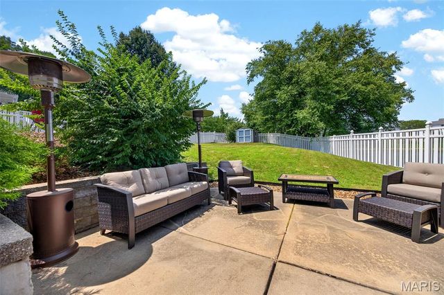 1465 Washingtons Crossing Drive, O'fallon, MO 63366