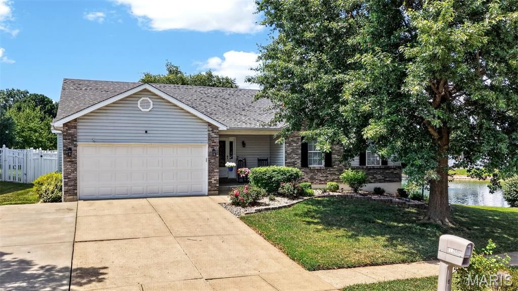1465 Washingtons Crossing Drive, O'fallon, MO 63366