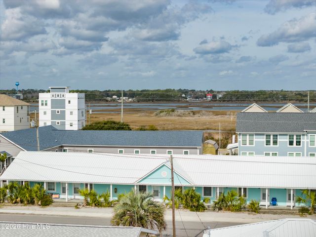 325 N Shore Drive, Holly Ridge, NC 28445