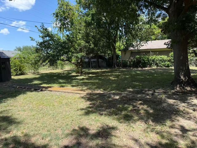 313 Hillcrest Avenue, Richardson, TX 75081