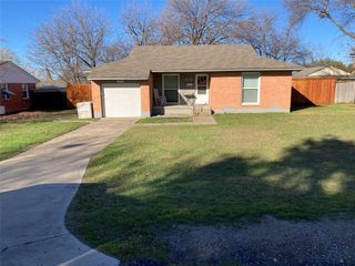 313 Hillcrest Avenue, Richardson, TX 75081