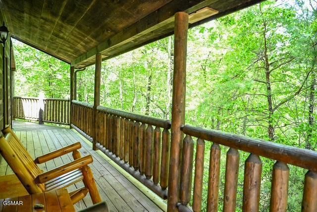 1920 Buckeye View Way, Sevierville, TN 37876