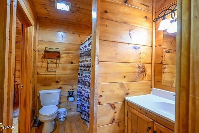 1920 Buckeye View Way, Sevierville, TN 37876