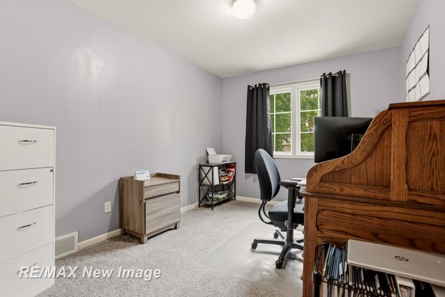 6097 Foxwood Court, Saginaw Twp, MI 48638