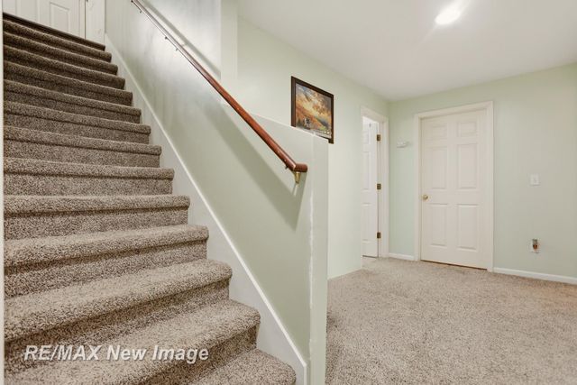 6097 Foxwood Court, Saginaw Twp, MI 48638