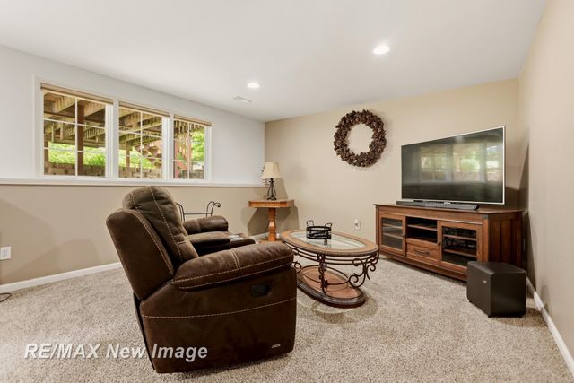 6097 Foxwood Court, Saginaw Twp, MI 48638