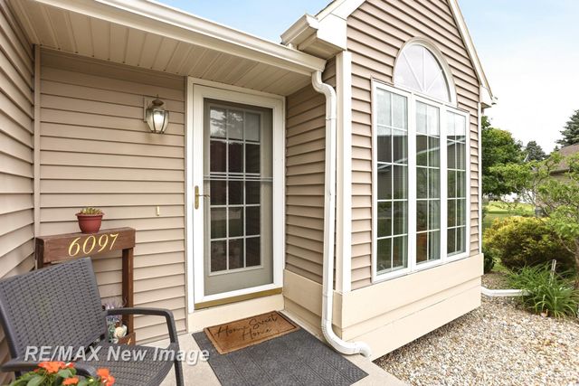 6097 Foxwood Court, Saginaw Twp, MI 48638