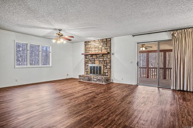 7 Camarzana Lane, Hot Springs Village, AR 71909