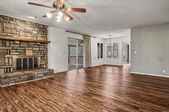 7 Camarzana Lane, Hot Springs Village, AR 71909