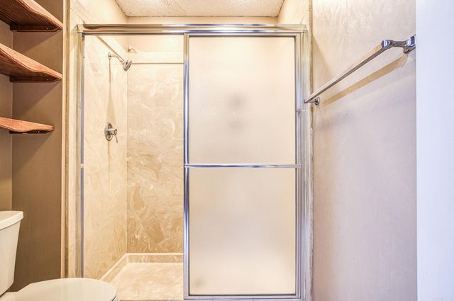 7 Camarzana Lane, Hot Springs Village, AR 71909