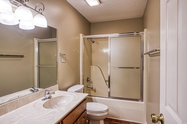 7 Camarzana Lane, Hot Springs Village, AR 71909