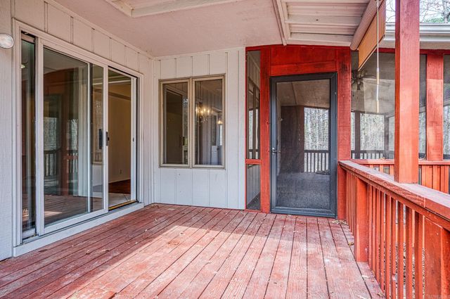 7 Camarzana Lane, Hot Springs Village, AR 71909