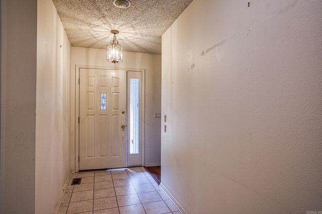 7 Camarzana Lane, Hot Springs Village, AR 71909