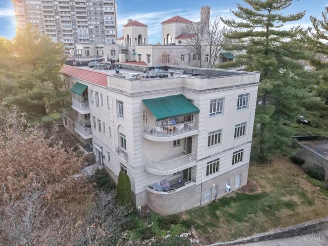 2380 Madison Road, Cincinnati, OH 45208