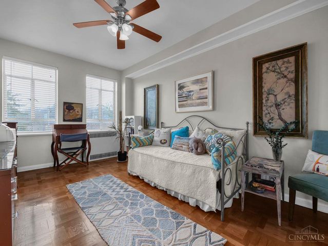 2380 Madison Road, Cincinnati, OH 45208