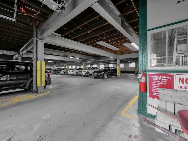 2380 Madison Road, Cincinnati, OH 45208