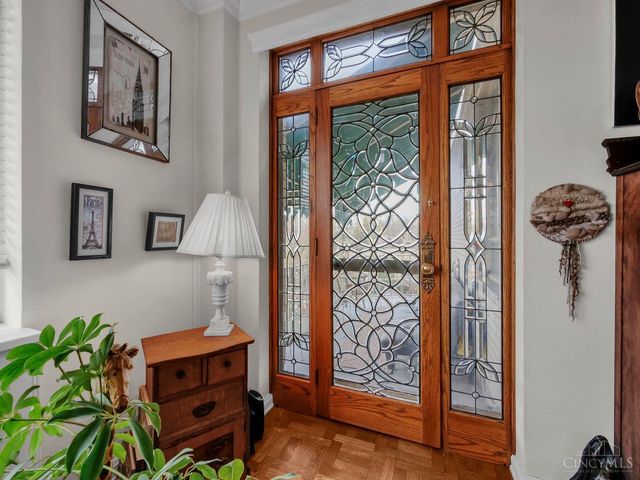 2380 Madison Road, Cincinnati, OH 45208