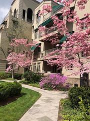 2380 Madison Road, Cincinnati, OH 45208