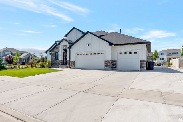1307 W BLUE QUILL DR, Bluffdale, UT 84065