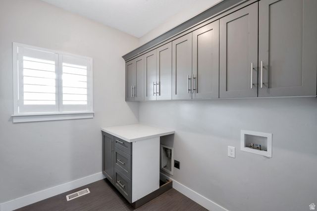 1307 W BLUE QUILL DR, Bluffdale, UT 84065