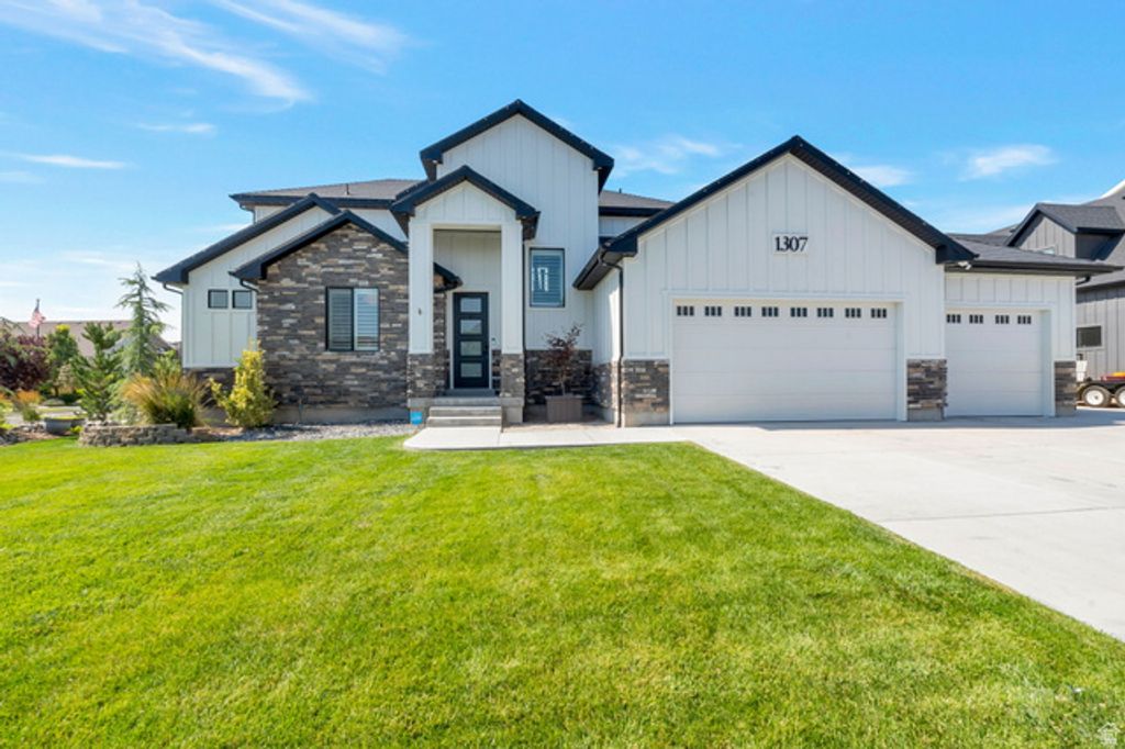 1307 W BLUE QUILL DR, Bluffdale, UT 84065