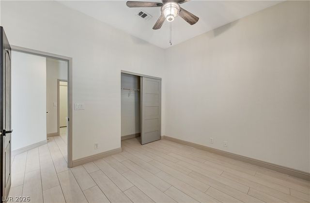 10304 Pacific Summerset Lane, Las Vegas, NV 89144
