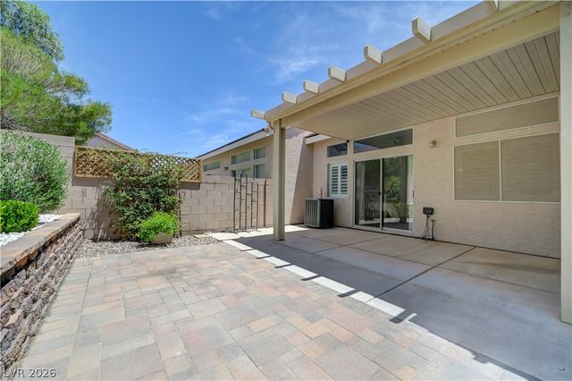 10304 Pacific Summerset Lane, Las Vegas, NV 89144