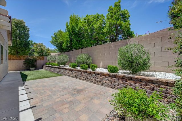 10304 Pacific Summerset Lane, Las Vegas, NV 89144