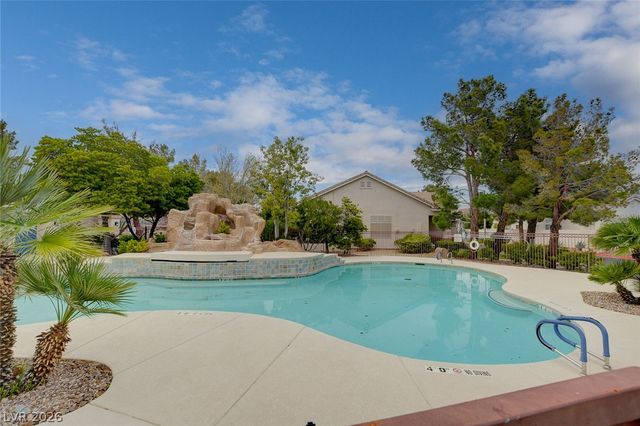 10304 Pacific Summerset Lane, Las Vegas, NV 89144