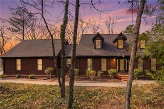 3756 Ridge SE Road, Smyrna, GA 30080