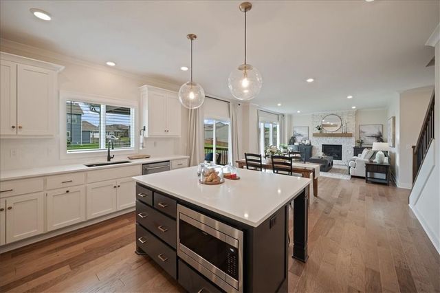6601 NW 106th Street, Kansas City, MO 64154