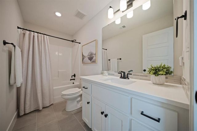 6601 NW 106th Street, Kansas City, MO 64154