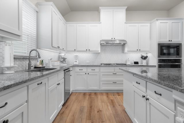 2208 Clancy Drive, Northlake, TX 76247