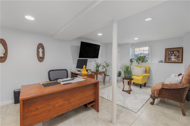 26 Smith Street, Lincoln, RI 02865