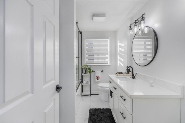 26 Smith Street, Lincoln, RI 02865