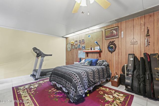 14359 CEDAR ISLAND Road N, Jacksonville, FL 32250