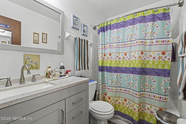 14359 CEDAR ISLAND Road N, Jacksonville, FL 32250