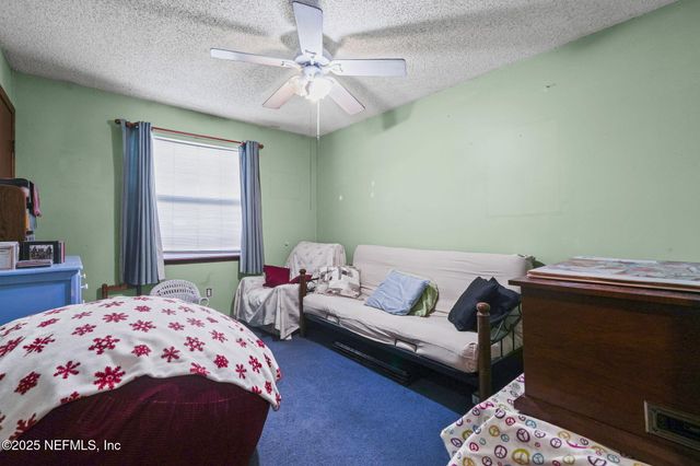 14359 CEDAR ISLAND Road N, Jacksonville, FL 32250