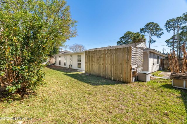 14359 CEDAR ISLAND Road N, Jacksonville, FL 32250