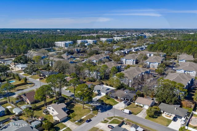 14359 CEDAR ISLAND Road N, Jacksonville, FL 32250