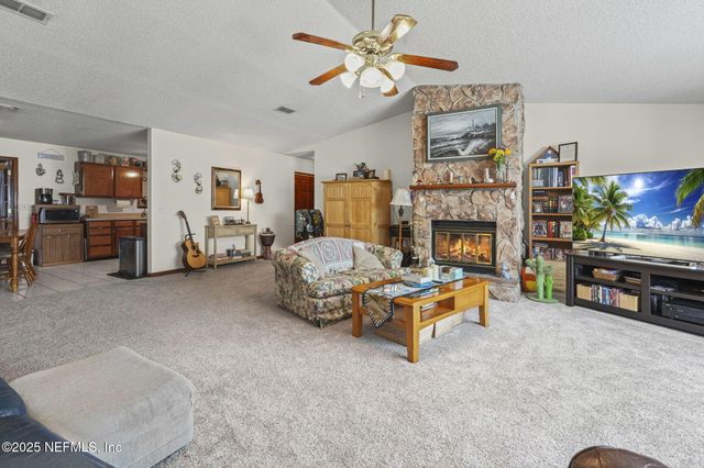 14359 CEDAR ISLAND Road N, Jacksonville, FL 32250