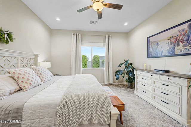 34885 N PALM Drive, San Tan Valley, AZ 85140