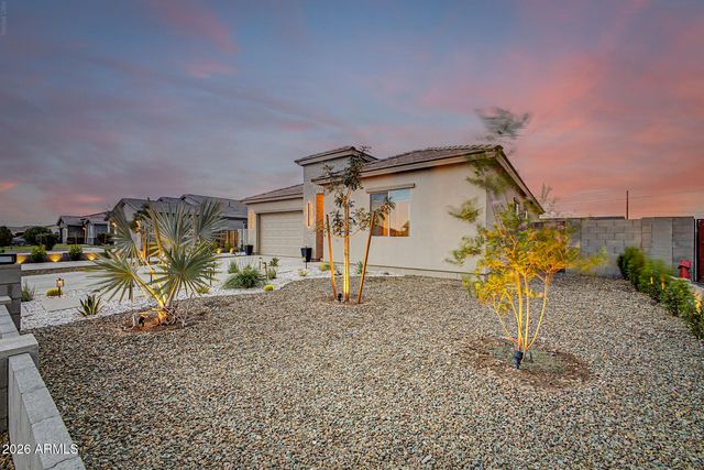 34885 N PALM Drive, San Tan Valley, AZ 85140