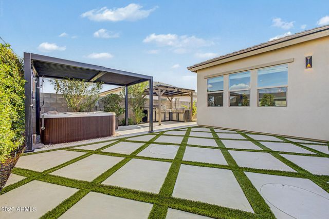 34885 N PALM Drive, San Tan Valley, AZ 85140