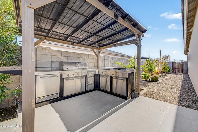 34885 N PALM Drive, San Tan Valley, AZ 85140