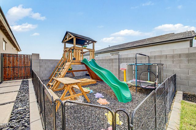 34885 N PALM Drive, San Tan Valley, AZ 85140