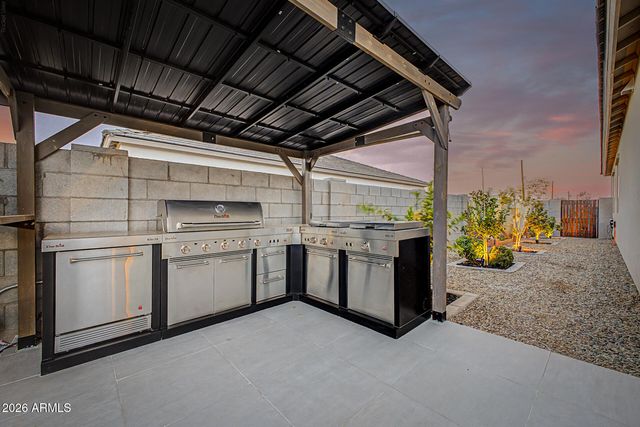 34885 N PALM Drive, San Tan Valley, AZ 85140