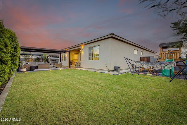 34885 N PALM Drive, San Tan Valley, AZ 85140